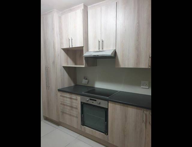 3 BEDROOM APARTMENT RENTED IN HUMEWOOD